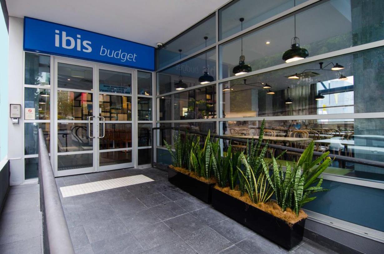 Ibis Budget Sydney East Экстерьер фото