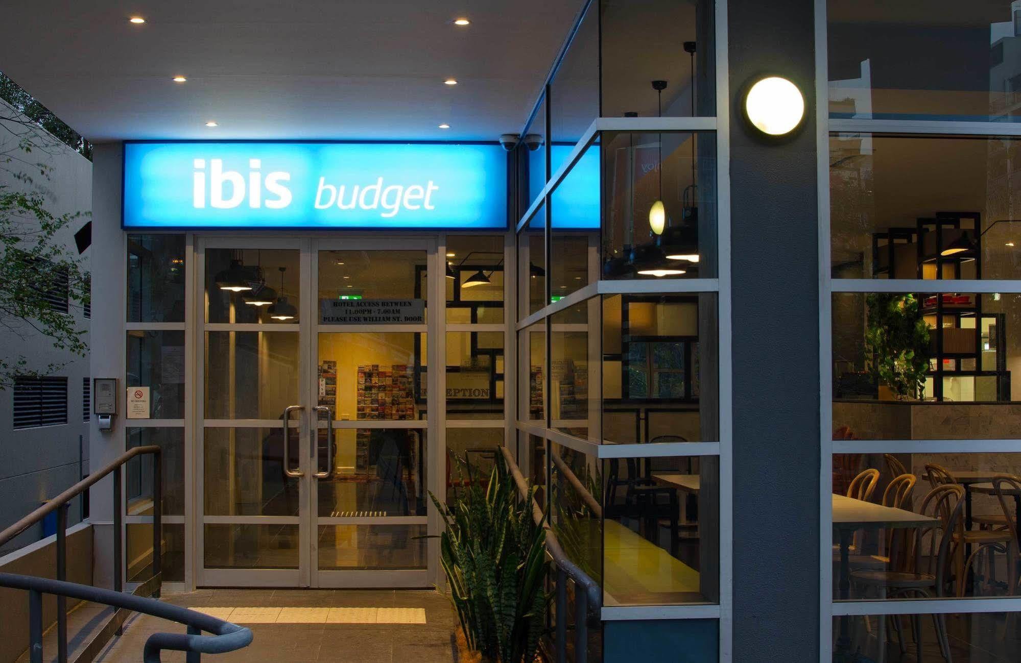 Ibis Budget Sydney East Экстерьер фото